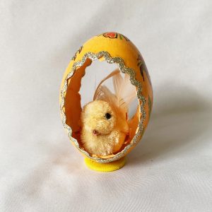 MCM Fluffy Chick Egg Art Diorama, Pom Pom Chick in Egg Nest, Vintage Handmade egg ornament, mid century boho christmas