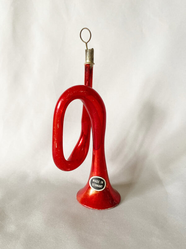 1920s german free blown glass horn trumpet christmas ornament, bright red with original Germany paper sticker excellent condition