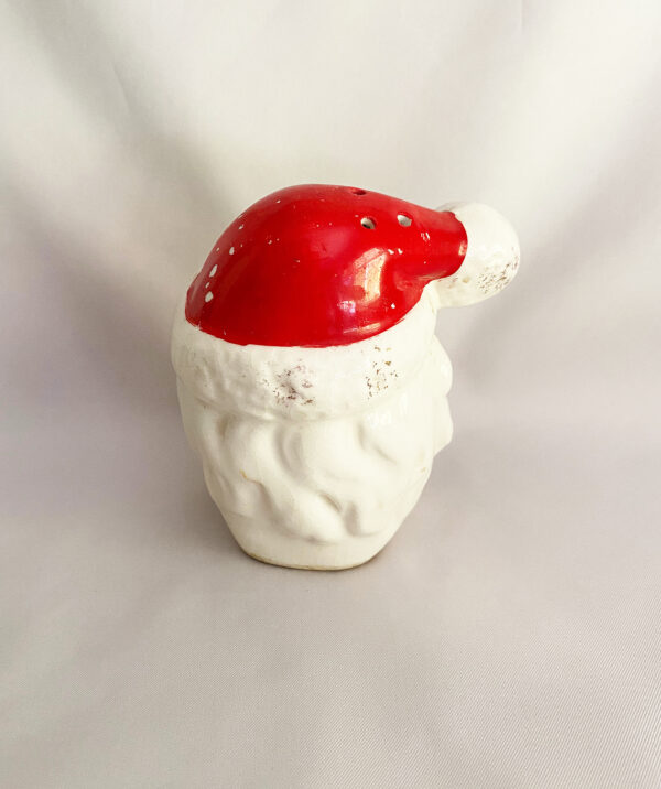 Vintage Santa Claus Salt or Pepper Shaker marked Japan, hand painted Ceramic Santa Head 1950s