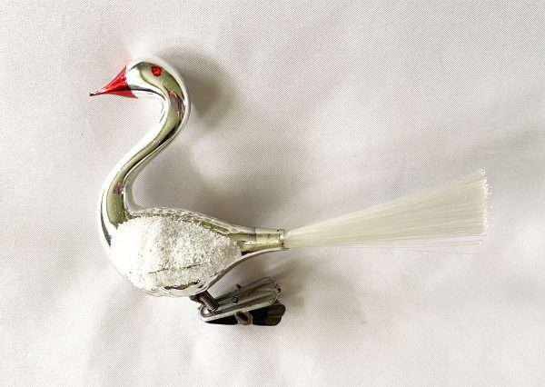Vintage German Ornament Clip On silver swan white mica wings and Spun Glass Tail red beak and eyes, 1960s christmas ornament excellent
