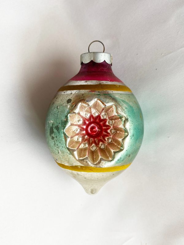 Vintage Jumbo Shiny Brite Large Double Indent Teardrop Christmas Ornament, Corning Double Reflector star floral indent ornament with extra large cap, 1940s usa christmas ornament