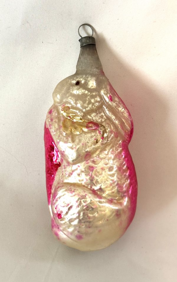 1930s Antique German Figural Glass Ornament Rabbit Eating a Carrot Animal Ornament - Image 2