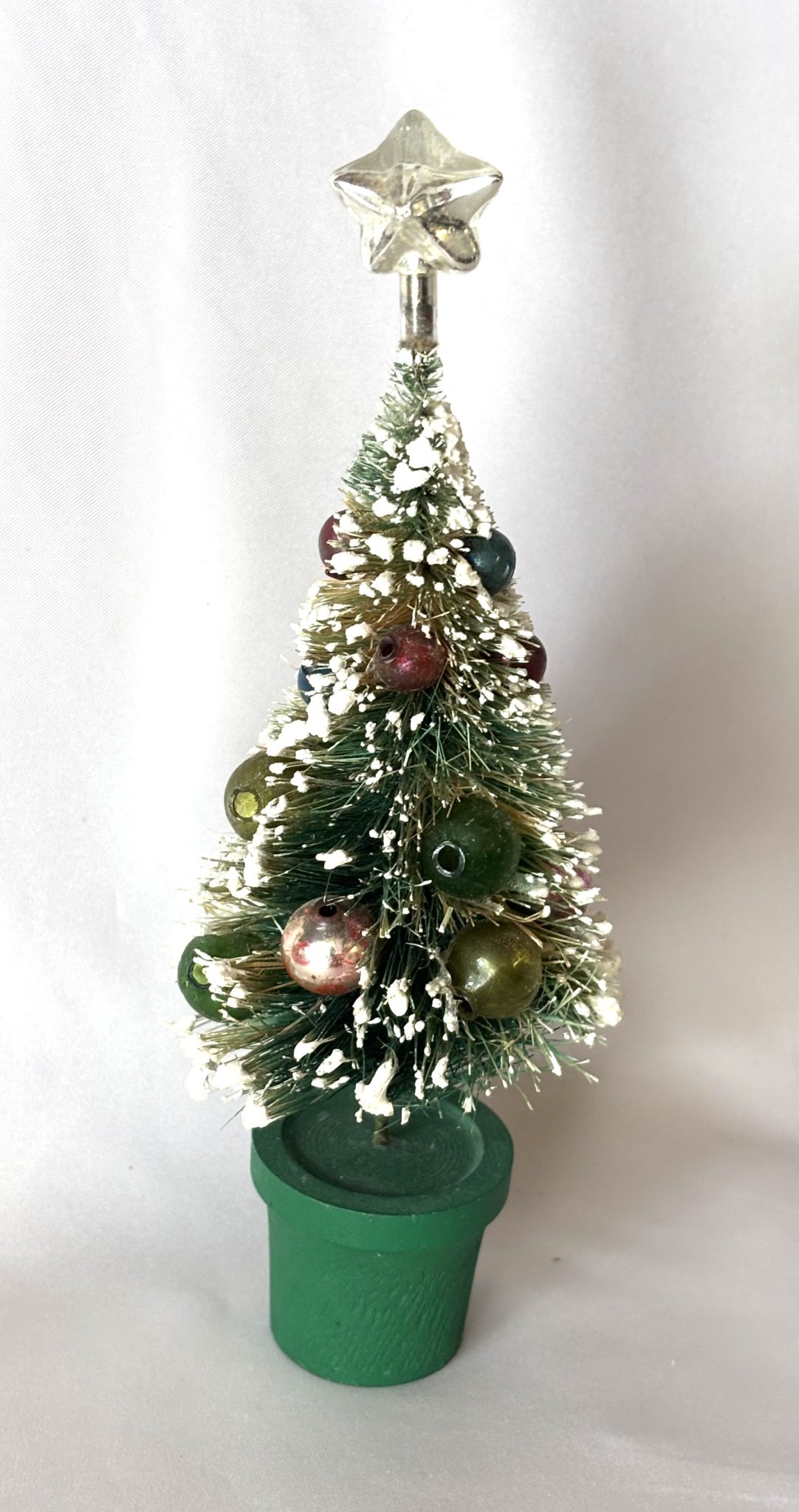 Vintage Bottle Brush Decorated Tree Mercury Glass Ornaments Snow Star, Japan Putz Tree 1950s - Image 4