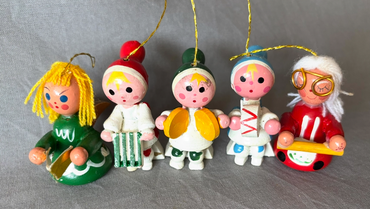 Vintage Wood Christmas Ornaments Lot Five Child Musicians Music Band Ornaments