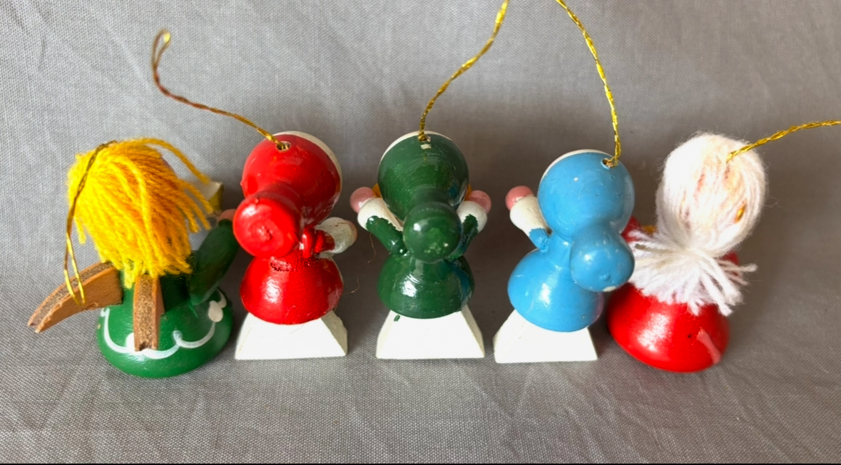 Vintage Wood Christmas Ornaments Lot Five Child Musicians Music Band Ornaments - Image 3