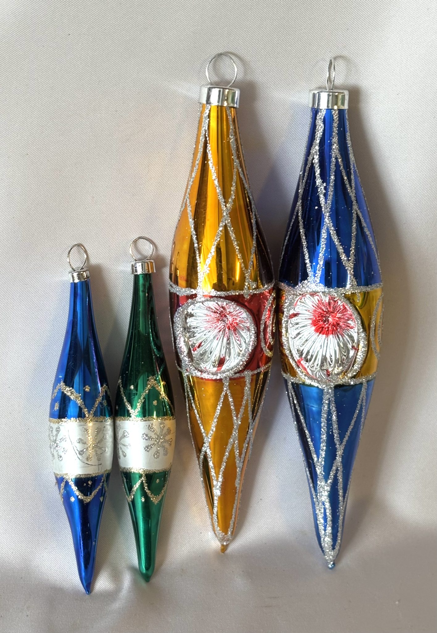 Modern - Just Vintage Christmas
